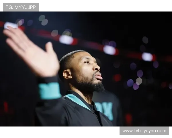 利拉德脚踝伤势好转，雄鹿后场进攻有望增强